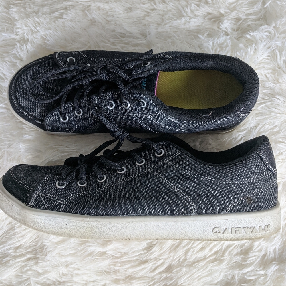 Women's shoe AirWalk size 10